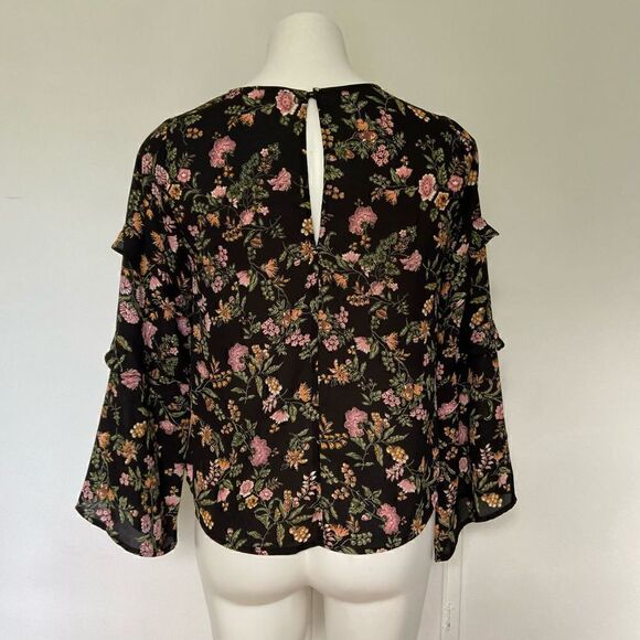 Lush Floral Ruffle Bell Sleeve Peasant Top - Picture 6 of 7